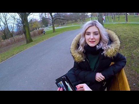 ❤️ Polyká cizí žhavé sperma za peníze - orál v parku Eva Elfie ❤️ Sex u nás ❤